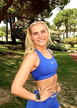 Kajsa Rooth image 2 of 4