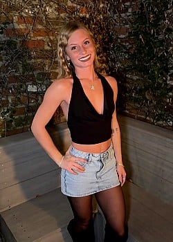 Kaley Decelle image 2 of 4