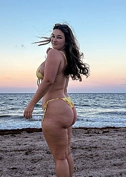 Kamryn Phillips image 3 of 3