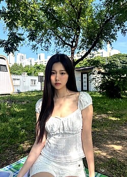 Kang Hye-won image 4 of 4
