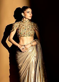 Kanika Kapoor image 1 of 1