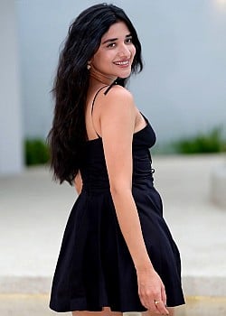 Kanika Mann image 3 of 4