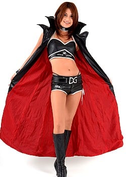 Kaori Minami image 3 of 4