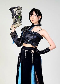 Kaoru Mitsumune image 2 of 3