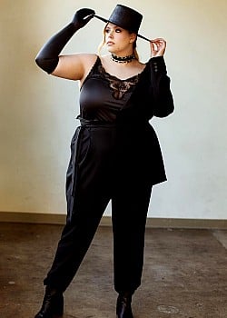 Kara Kelleher image 2 of 4