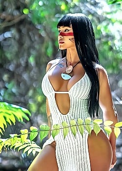 Karen Dayana image 4 of 4