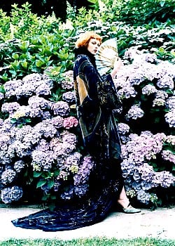 Karen Elson image 2 of 4