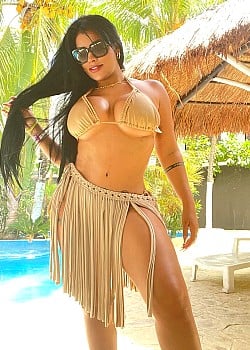 Karent Gomez image 4 of 4
