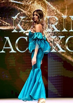 Karin Bacilkova image 4 of 4