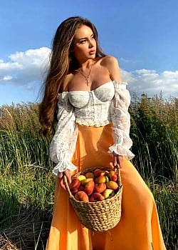 Karina Gushchyna image 4 of 4
