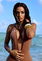 Karina Robles profile photo