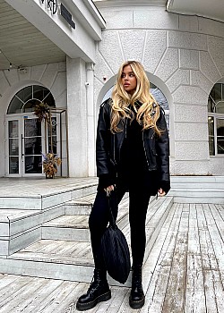 Karina Volik image 2 of 2