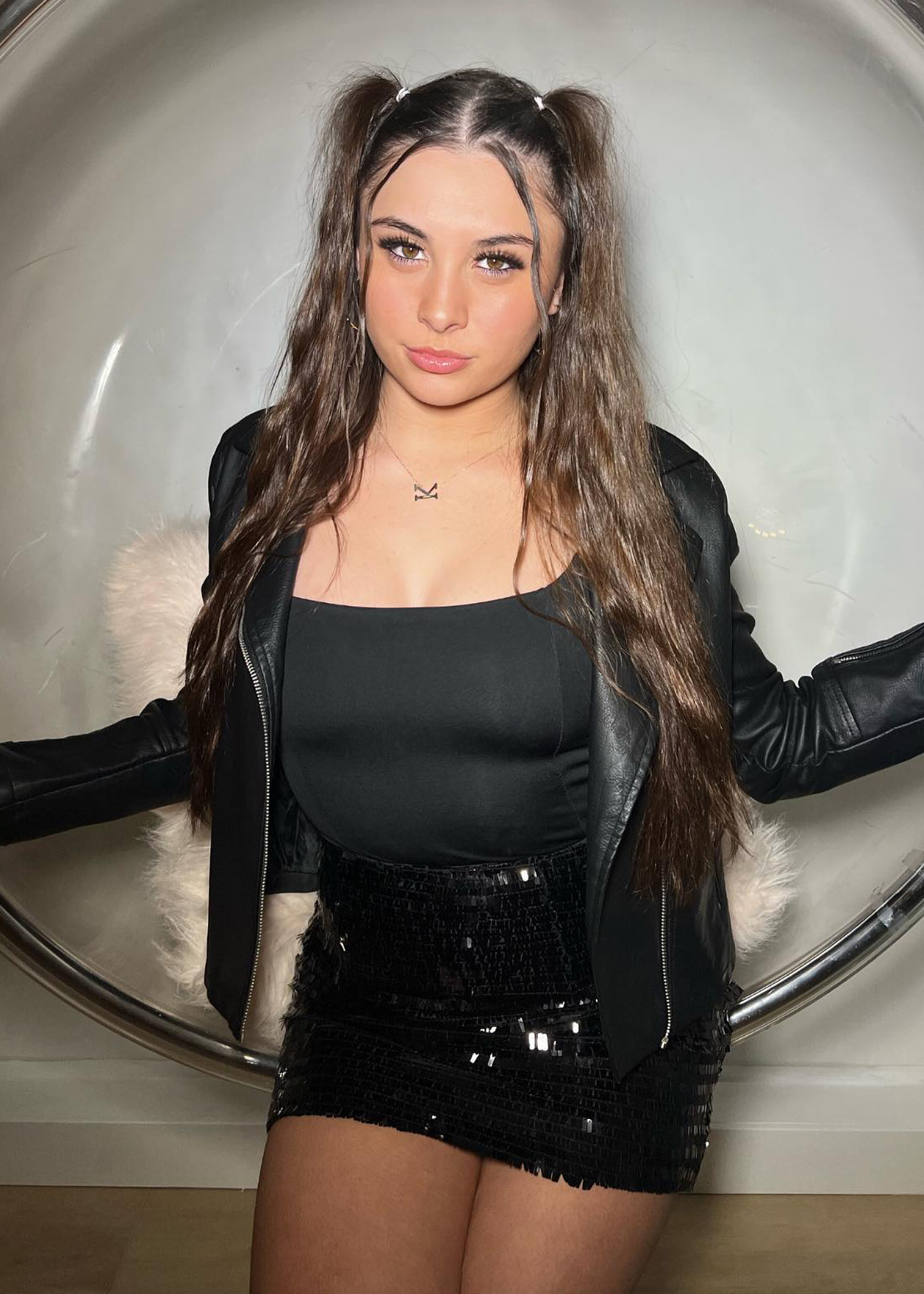 Karissa Rose - Free pics, galleries & more at Babepedia
