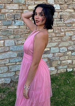 Karla Gaytan image 2 of 4