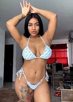 Karolay Vargas image 4 of 4