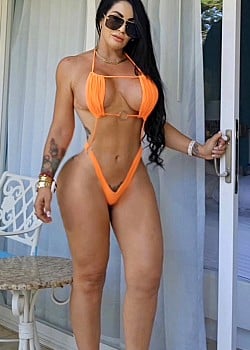 Karolina Brenes image 2 of 3