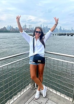 Karolina Kowalkiewicz image 1 of 2