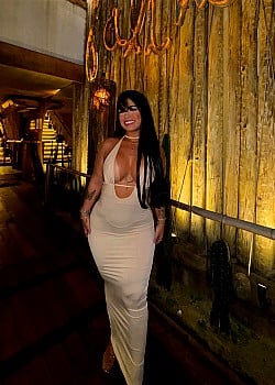 Karolyne Duarte image 3 of 4