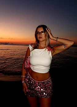 Kasia Wlodarska image 1 of 4