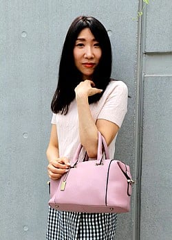 Kasumi Motoki image 1 of 2