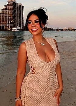 Kat Brito image 4 of 4