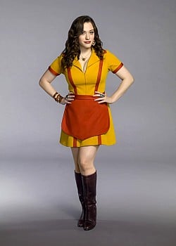 Kat Dennings image 2 of 4