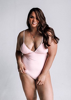 Kat Gumabao image 3 of 4