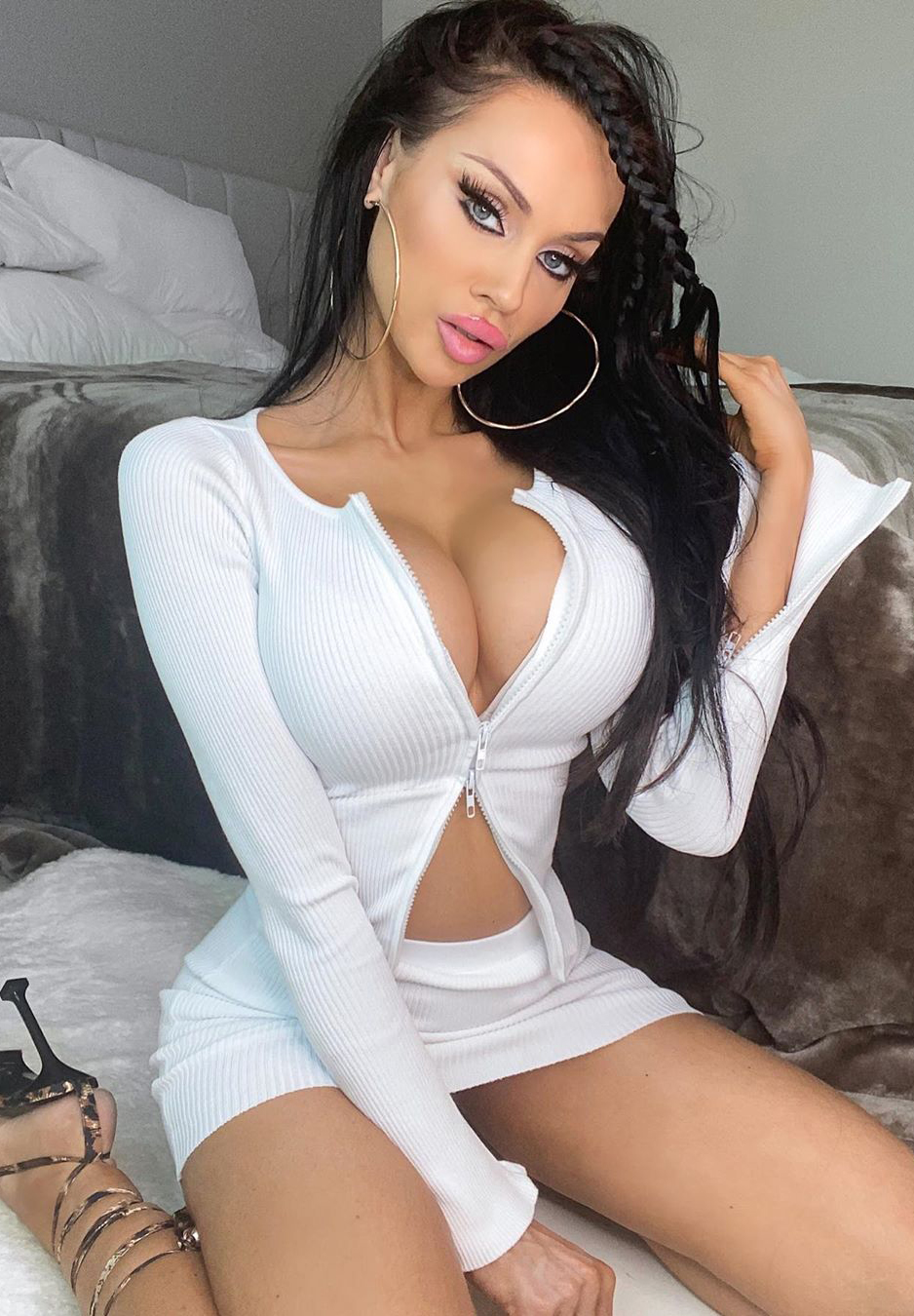 Katarzyna Bucko - Free sexy pics, galleries & more at Babepedia