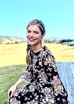 Kate Miner image 3 of 4
