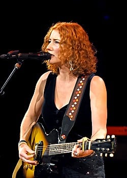 Kathleen Edwards image 3 of 4