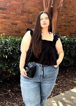 Katie Brown image 2 of 4