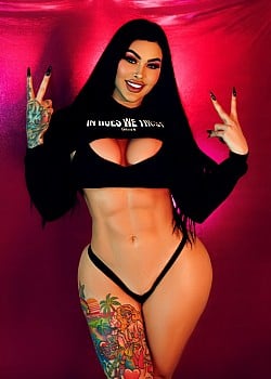 Katie Forbes image 3 of 4