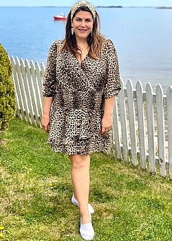 Katie Sturino image 2 of 4