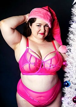 Katrina White image 4 of 4