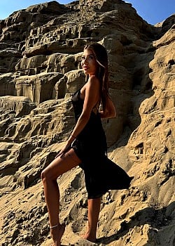 Katy Sahnova image 2 of 3