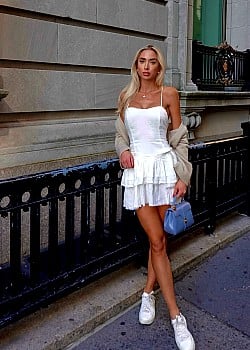 Katya Abure image 2 of 3