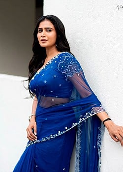 Kavya Shree image 2 of 4