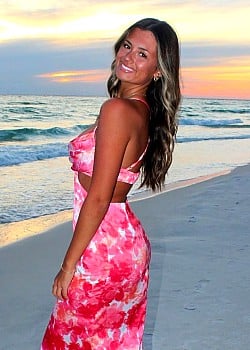 Kayla Adler image 2 of 4