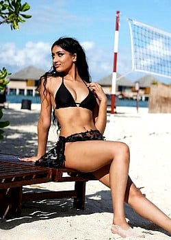 Kayla Kapoor image 2 of 4