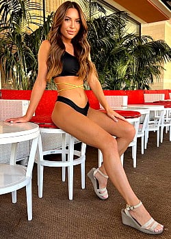 Kayla Waggoner image 2 of 4