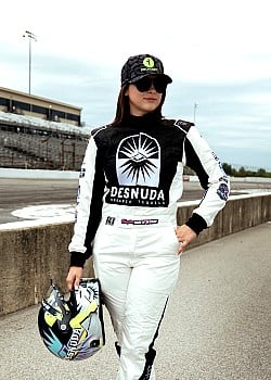 Kaylee Bryson image 2 of 3