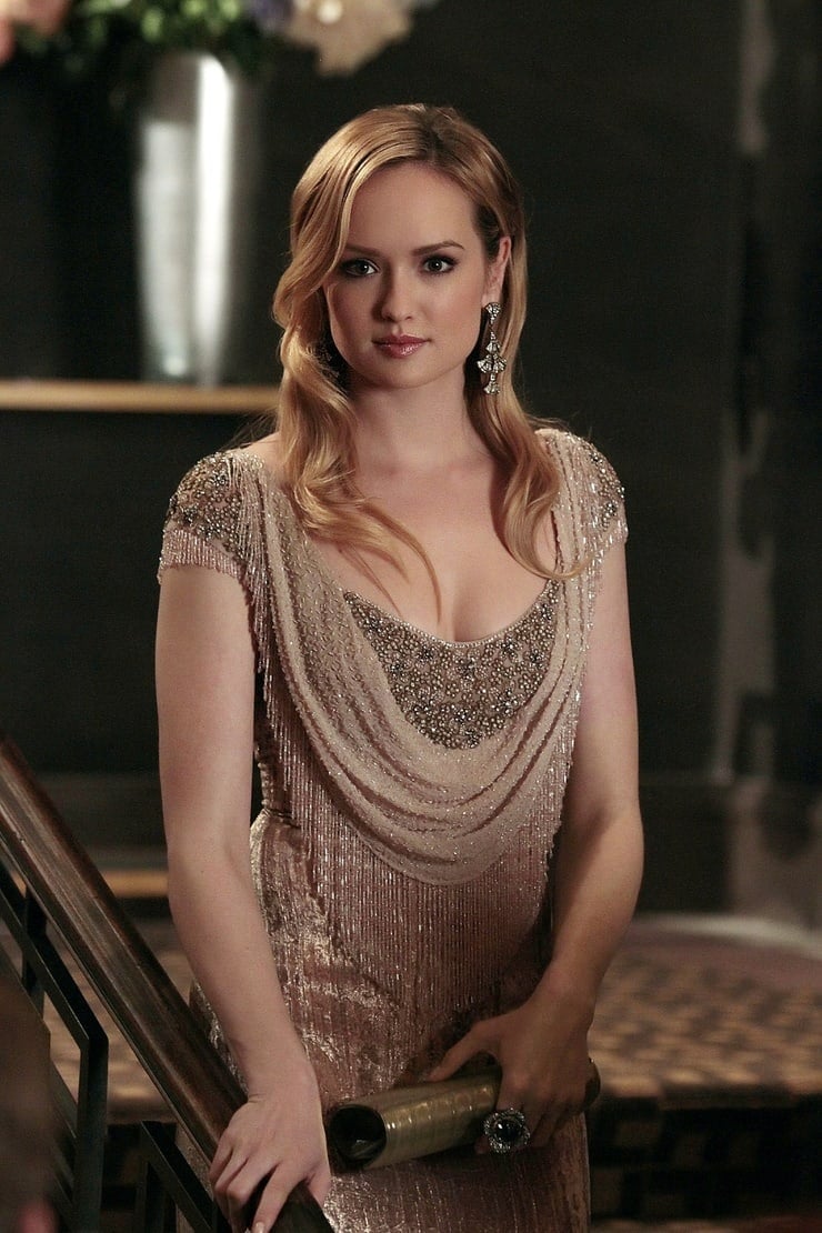 Kaylee DeFer - Free pics, galleries & more at Babepedia