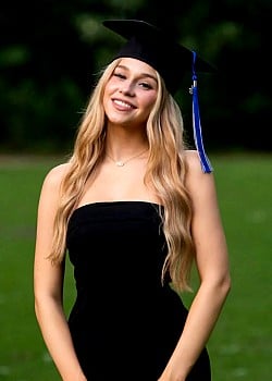 Kaylee Dior image 1 of 3