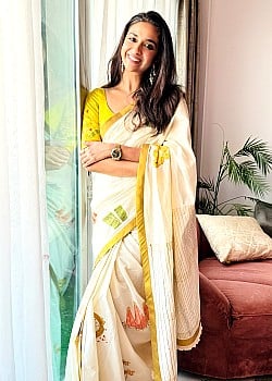 Keerthy Suresh image 1 of 4