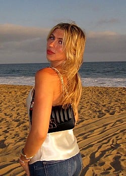 Keira Faunt image 4 of 4