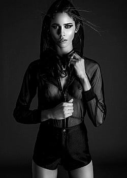 Keliane Santos image 3 of 4