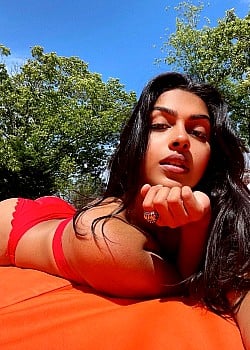 Kellie Curtly image 4 of 4