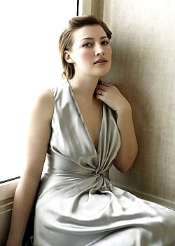 Kelly Macdonald image 2 of 3