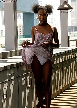 Kelsey Jones (Ebony Model) image 2 of 4