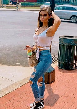 Kelsey Plemmons image 2 of 4